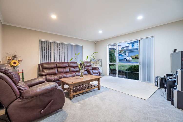 10 Woolaston Place Flat Bush_6