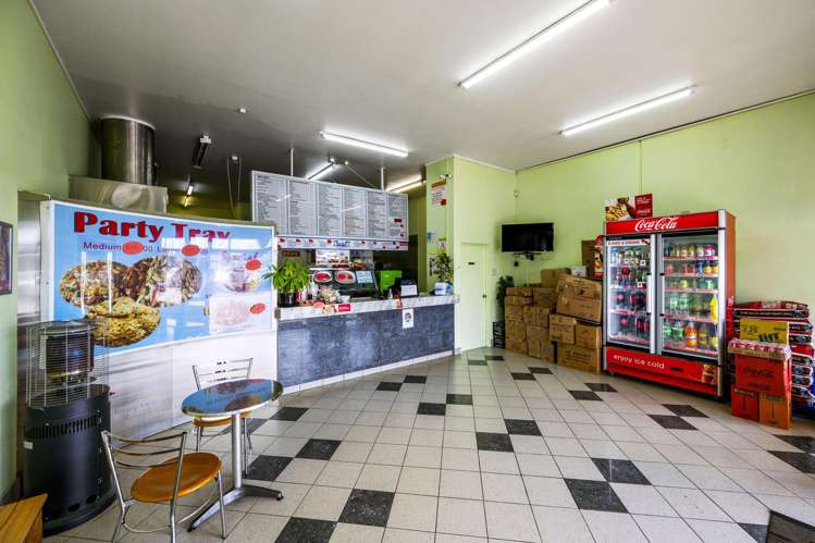 7 and 8/329A Main Road Huapai_9