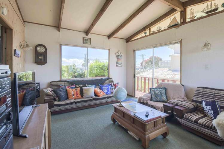 1437 Whangaparaoa Road Army Bay_7