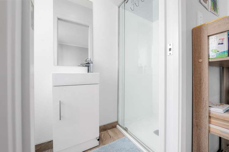 3/11 Crosher Place Silverdale_13