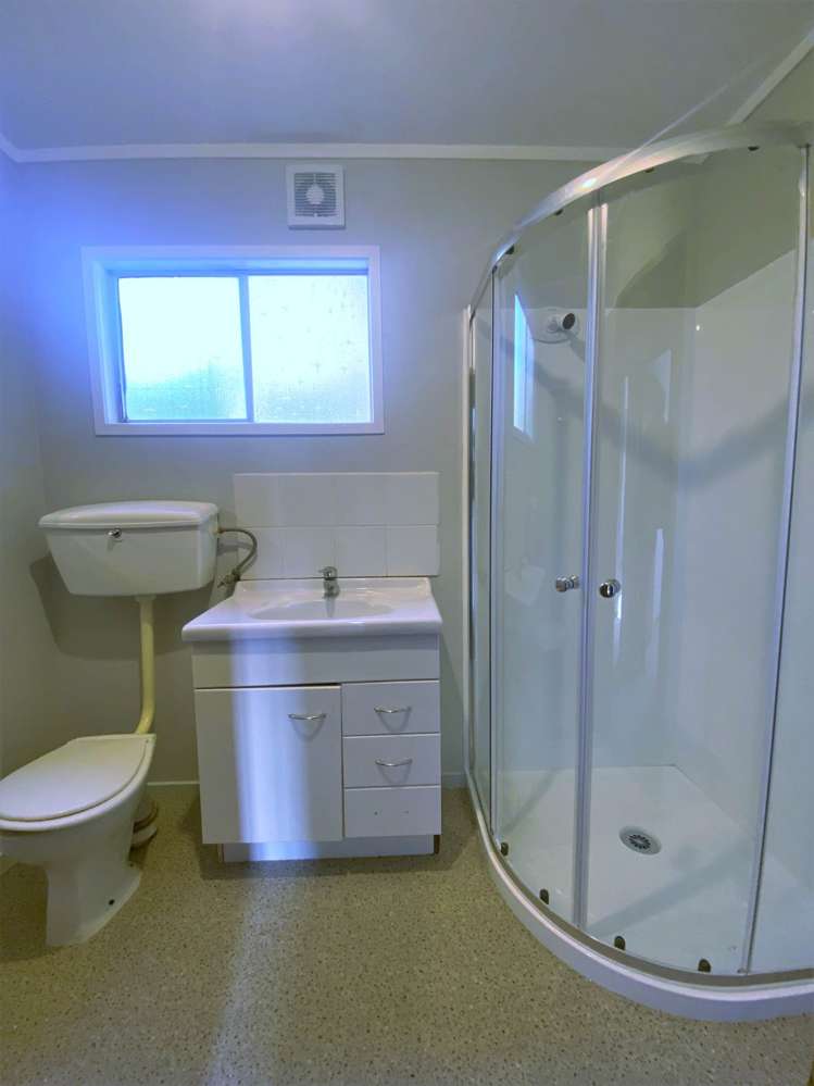 2/1a Divich Avenue Te Atatu South_7