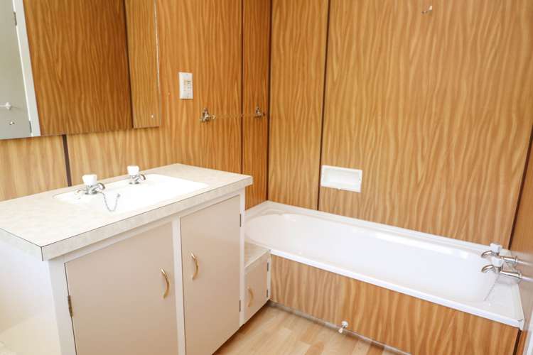 510 Hape Road Thames_17