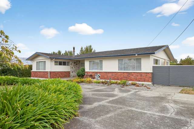 Timeless Elegance on Costley - Price Reduction