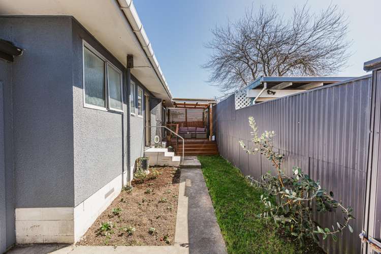 4/144 Main Road Clive_14