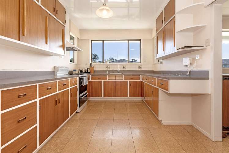 2 Fergusson Drive Te Hapara_1