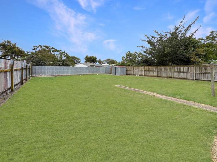 18 Hinemoa Street 10516_9