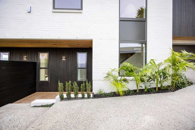 2/520 Beach Road Murrays Bay_2