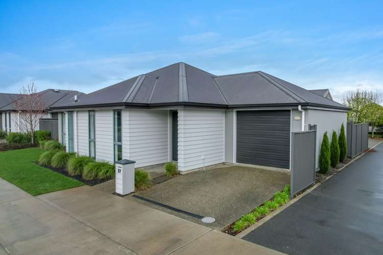 27 Youngberry Drive Richmond_1