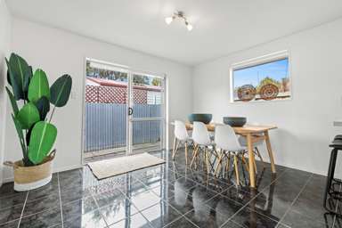 130A Birdwood Avenue_3