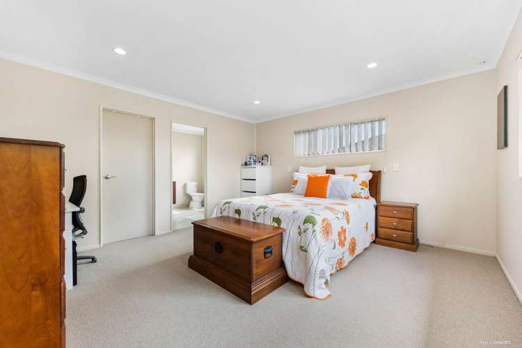 81 Baverstock Road Flat Bush_11