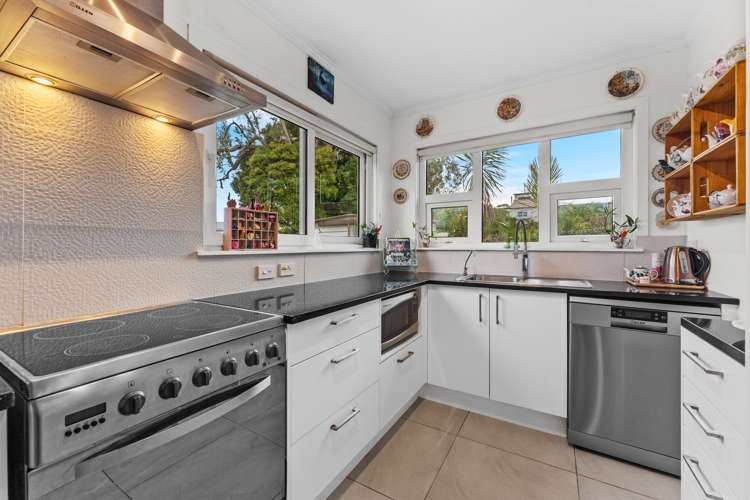 1/1 Manuka Road Bayview_1