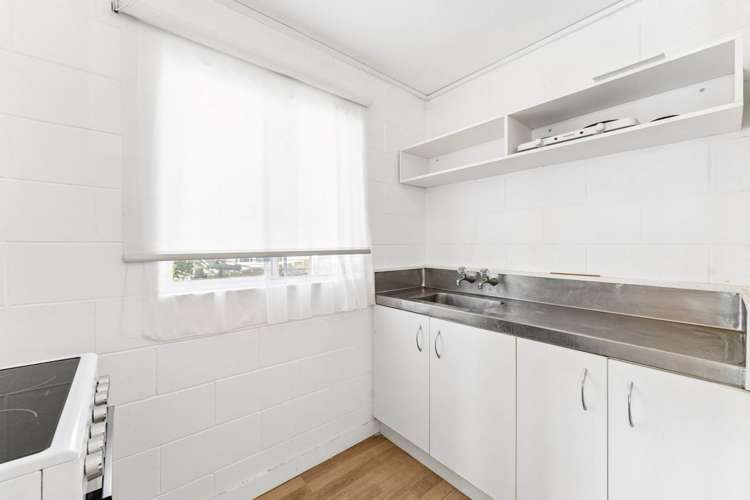 1/17 Esplanade Road Mt Eden_5