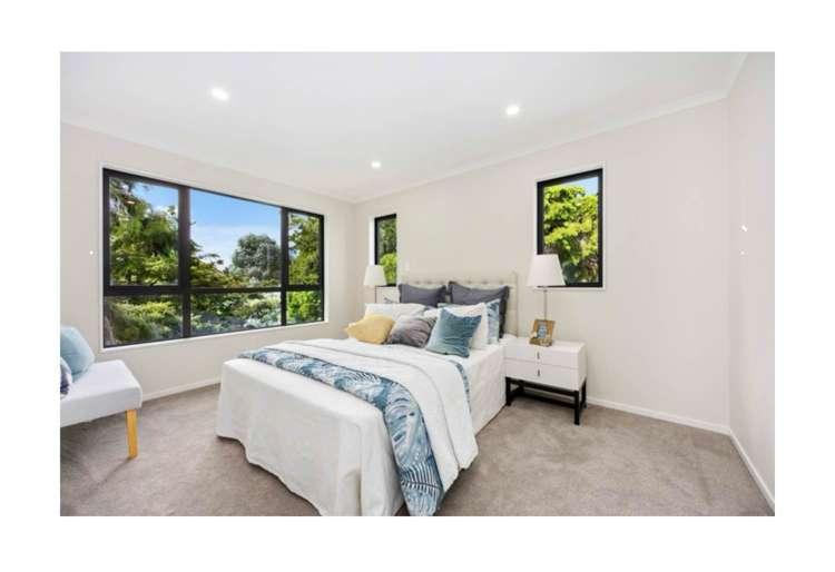 11E Norman Lesser Drive St Johns_4
