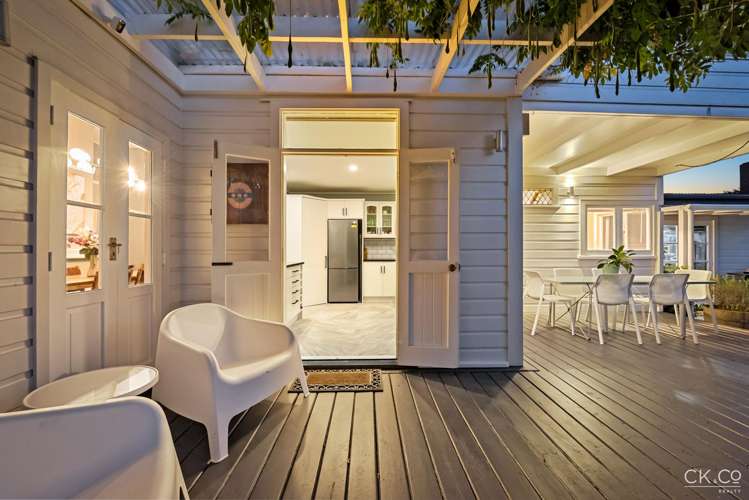 2 Barton Road Heretaunga_20