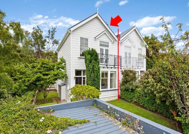 Effortless living in the heart of Roslyn