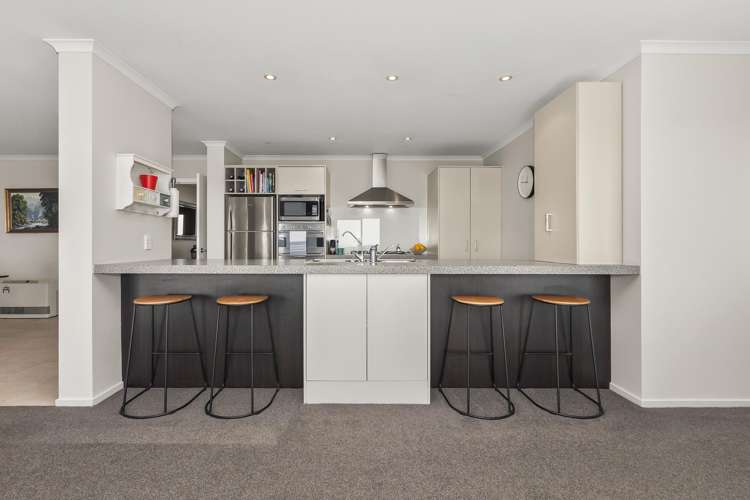 1 Greenstone Place Aotea_4