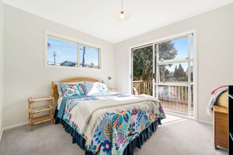 44 Shetland Street Glen Eden_7