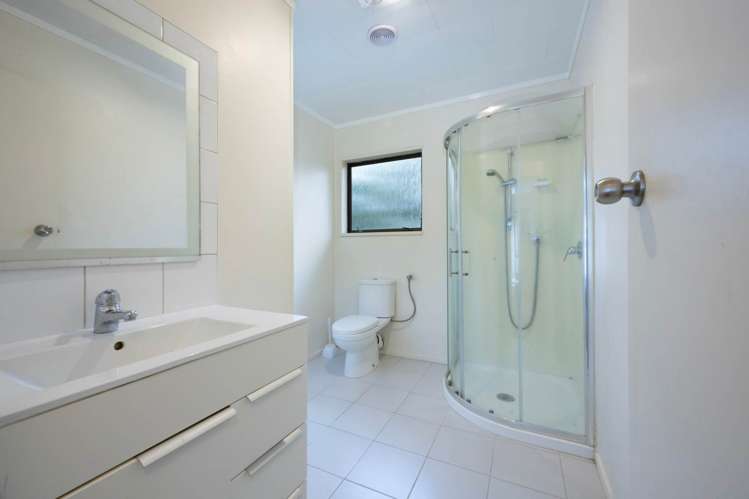 2/22 Longford Street Mt Wellington_3
