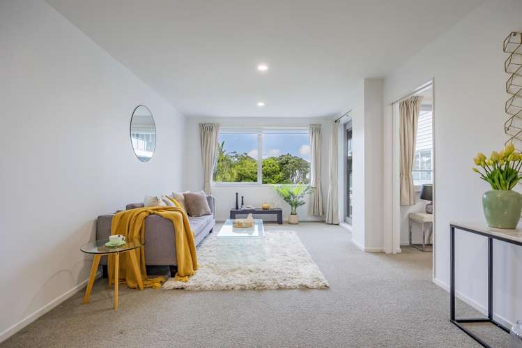 E8/30 Bute Road Browns Bay_1