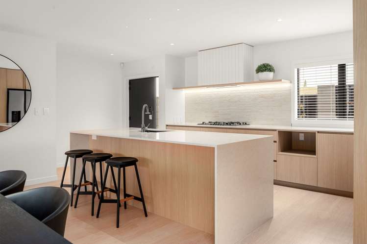 27 Kauri Point Drive Rototuna North_5