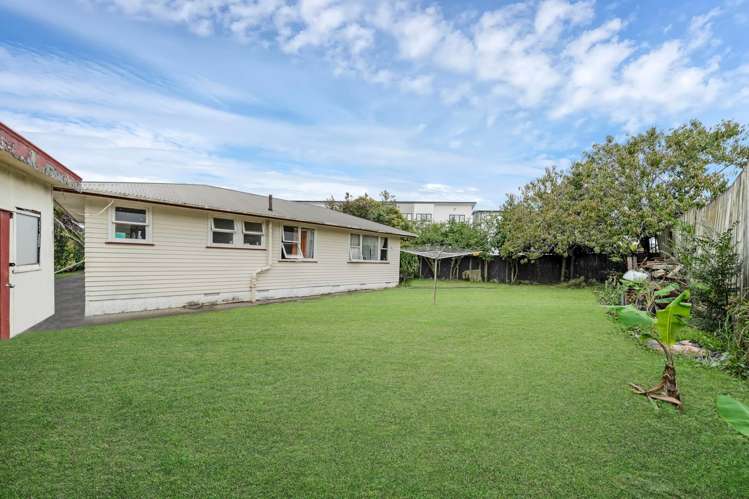 64 Fisher Crescent Otara_20