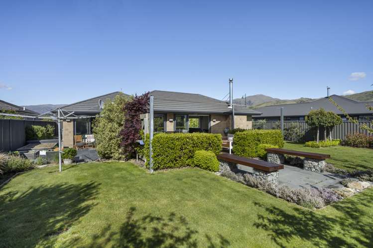 4 Magnetic Place Cromwell_19