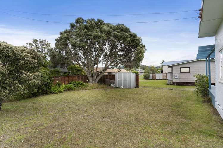 302 Sylvia Road Whangamata_18