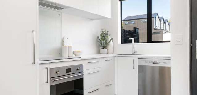 2/27 Harewood Road Papanui_2