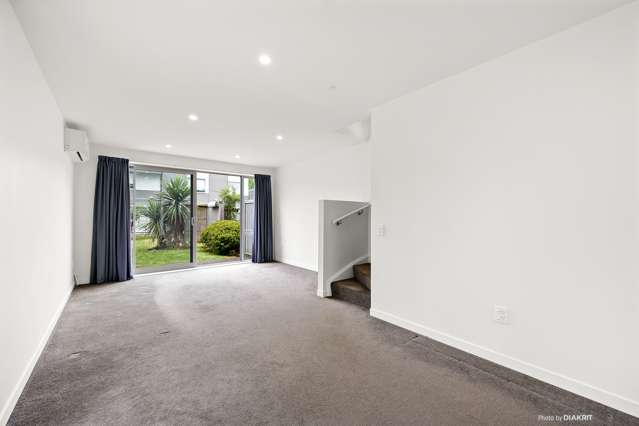 25/31 Princess Terrace Newtown_4