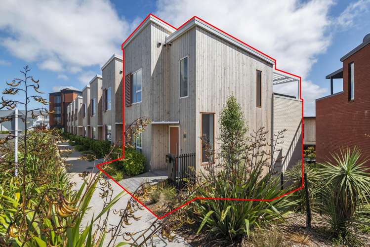 8/27B Hudson Bay Road Hobsonville_11