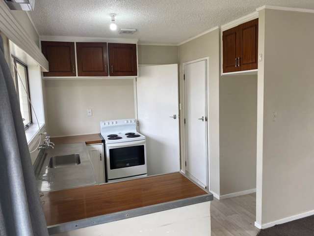 2/46 Myers Road Manurewa_4