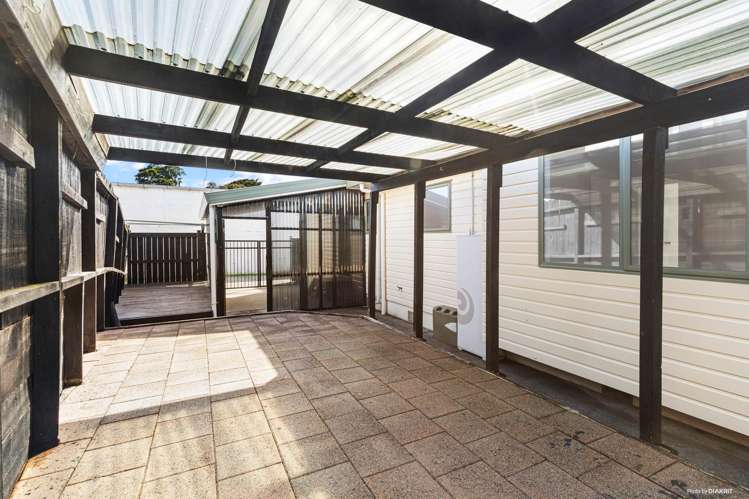 8A Domain Street Waiuku_12