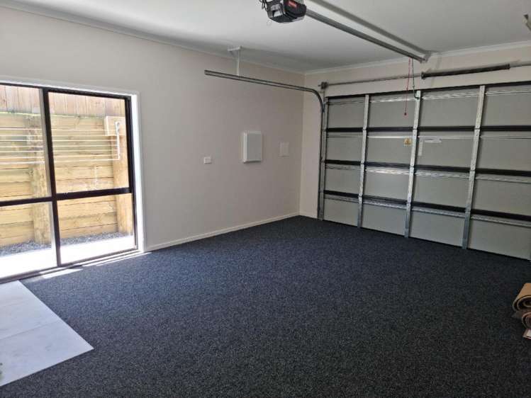 12 Lily Way Pyes Pa_16