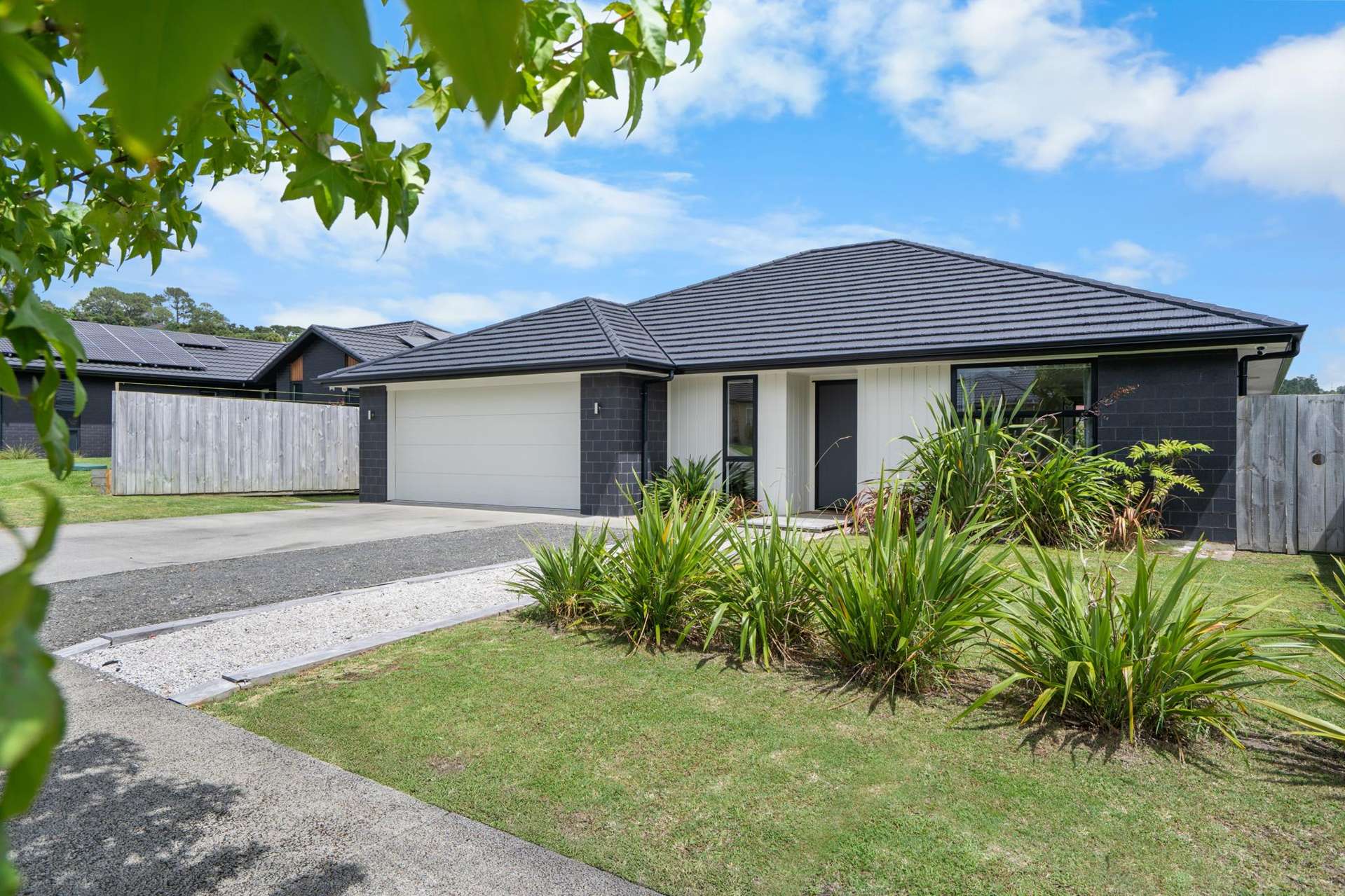6 Minerva Avenue Helensville_0
