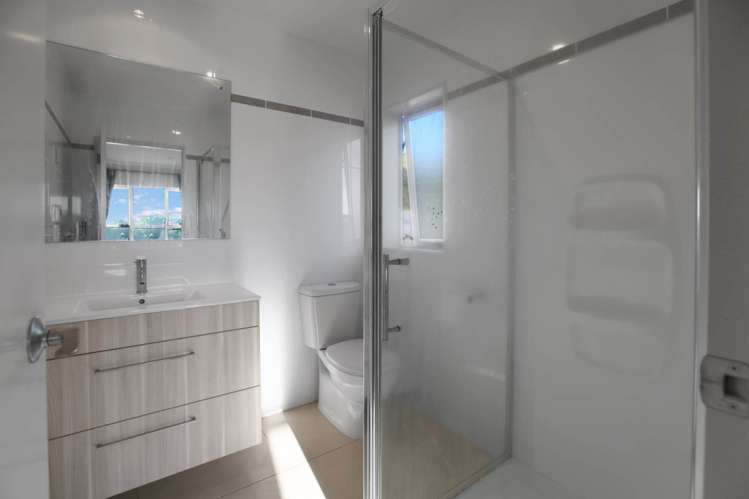 4 Tihi Street Stonefields_15