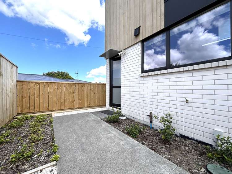 10/43 Ruawai Road Mount Wellington_1