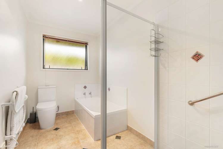38 Kath Hopper Drive Orewa_11