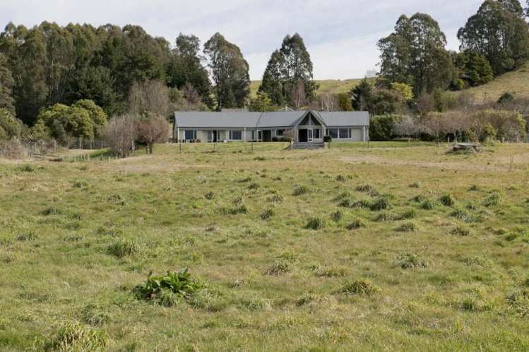 10 Te Moenga Park Acacia Bay_19