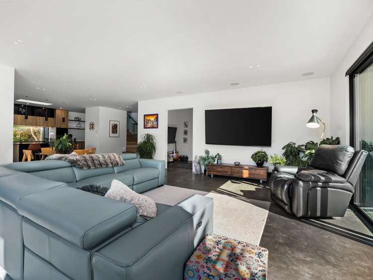 26 Horotane Valley Road Heathcote Valley_8