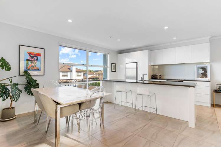 121 Barbarich Drive Stonefields_2