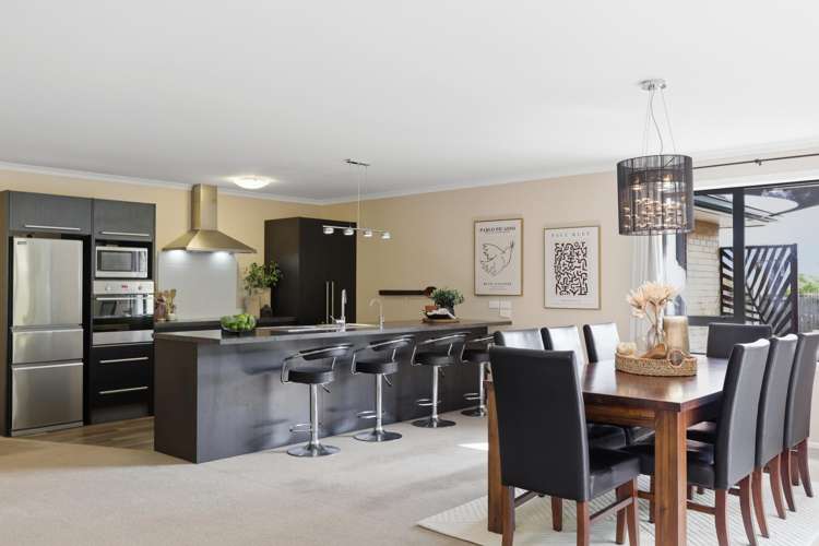 21 Bathurst Crescent Pyes Pa_8