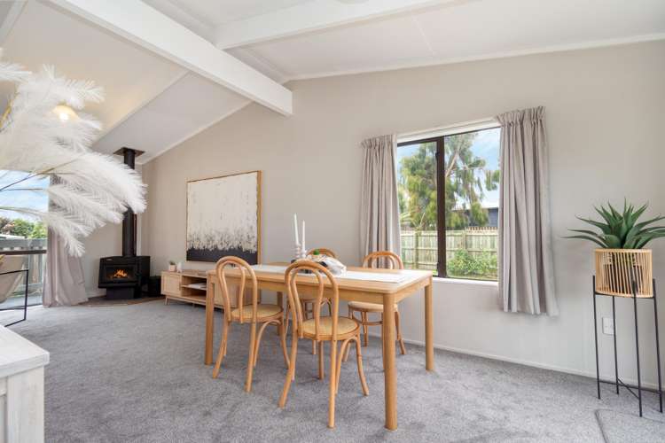 20 Milton Grove Owhata_5