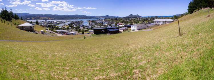 30 Panorama Parade Pauanui_0