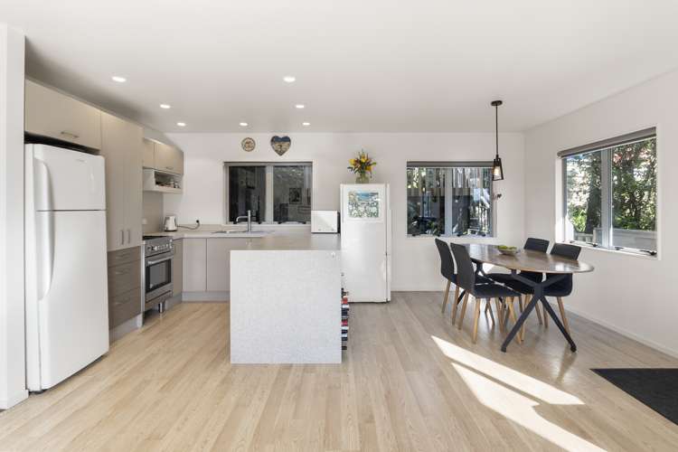 20 Wellington Road Surfdale_7