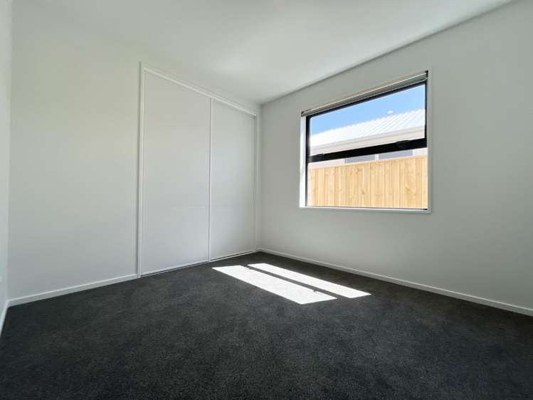 36 Mondo Drive 11103_9