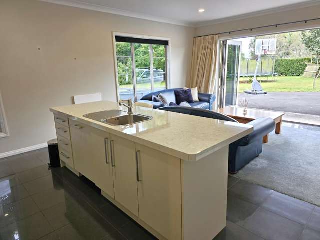 12A Beckside Close 1103_4