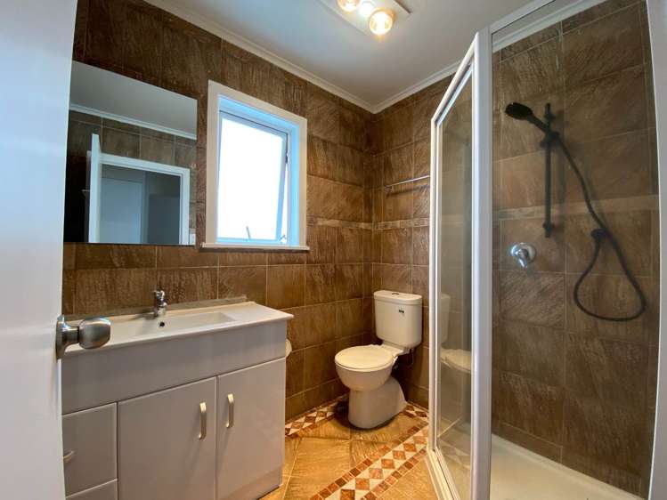 1/6 Northcote Road Takapuna_7