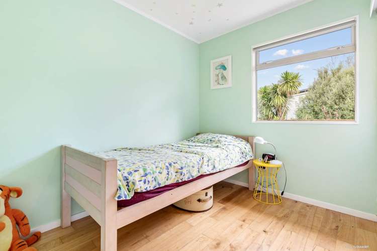 9 Lemon Grove Lane Greenhithe_10