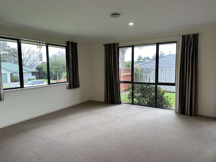 15 Kestrel Avenue Welcome Bay_5