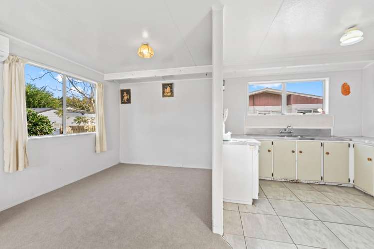 17B Moki Place Ruakaka_11